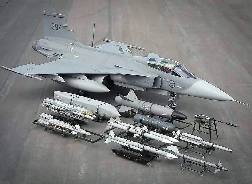 "Дешевші та легші в експлуатації": в ОП назвали літаки Gripen одним з кращих авіаційних рішень для сучасної війни