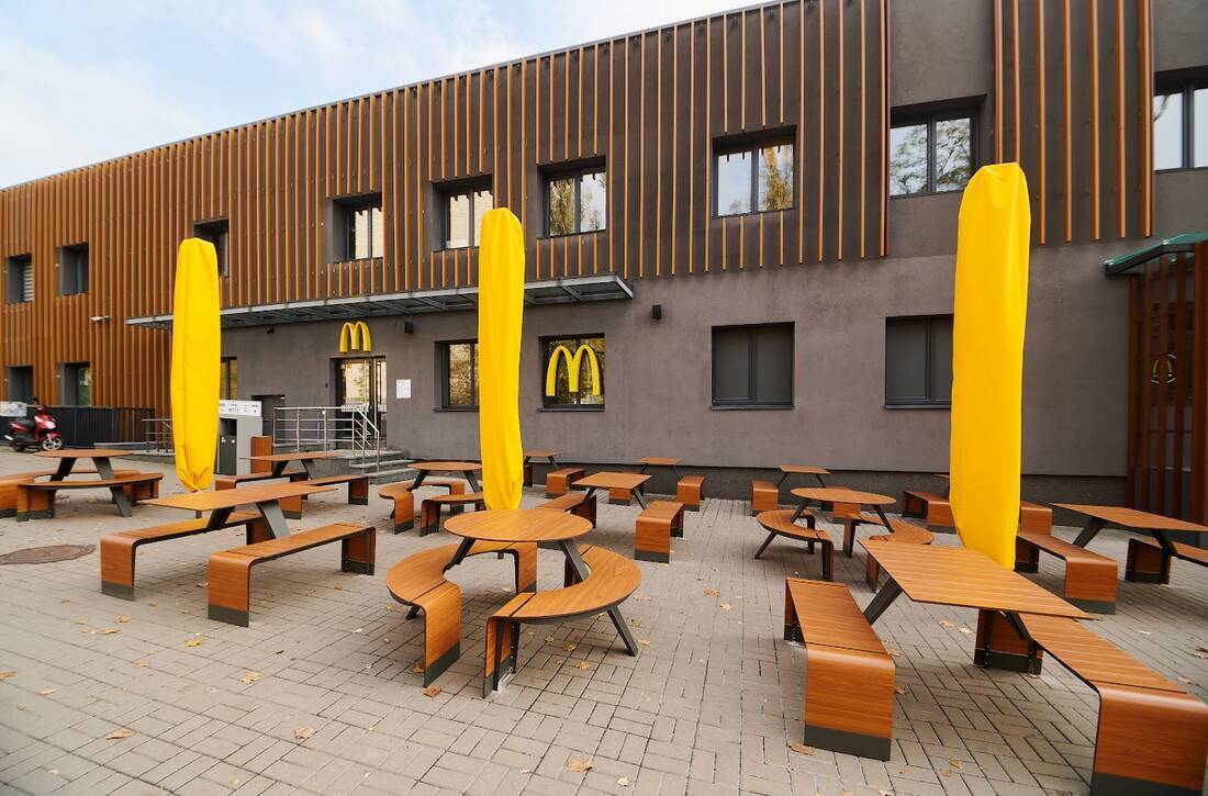 У Києві відкрився 50-й ресторан McDonald’s на цікавій локації. Фото