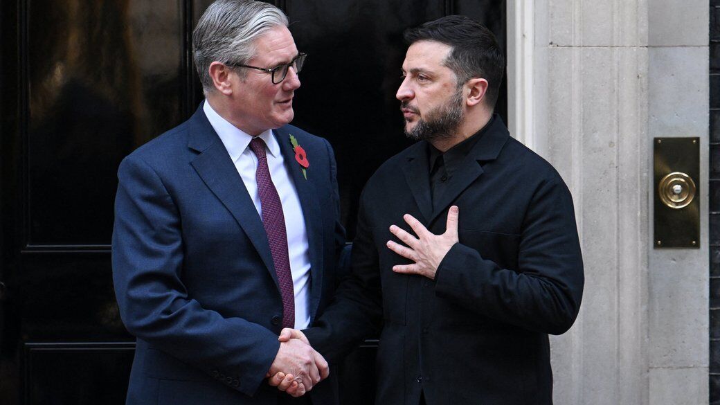 "Путін хоче гуманітарної катастрофи в Україні цієї зими": Зеленський зустрівся зі Стармером у Лондоні. Фото