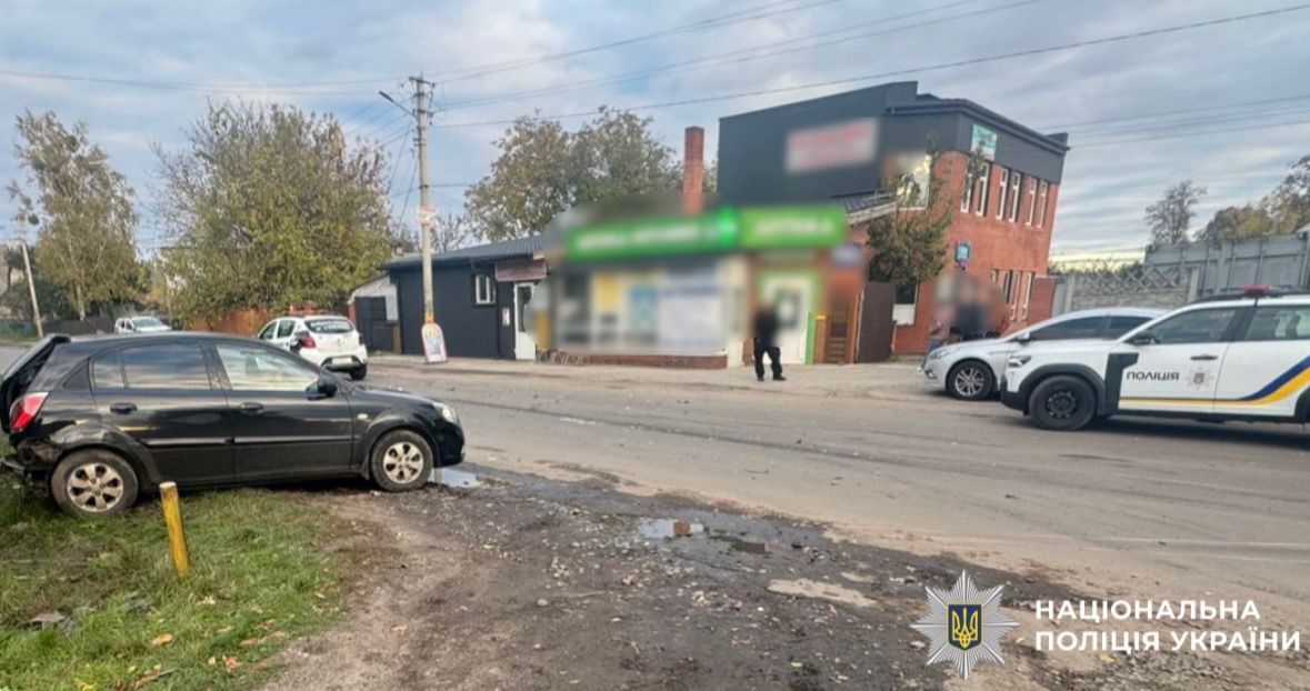 Под Киевом пьяный водитель совершил ДТП и скрылся: среди пострадавших – 7-летний ребенок. Подробности и фото