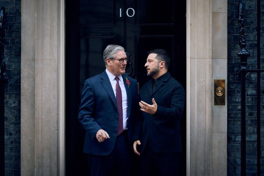 "Єдиний, хто не хоче зупиняти війну": Стармер звинуватив Путіна у затягуванні часу