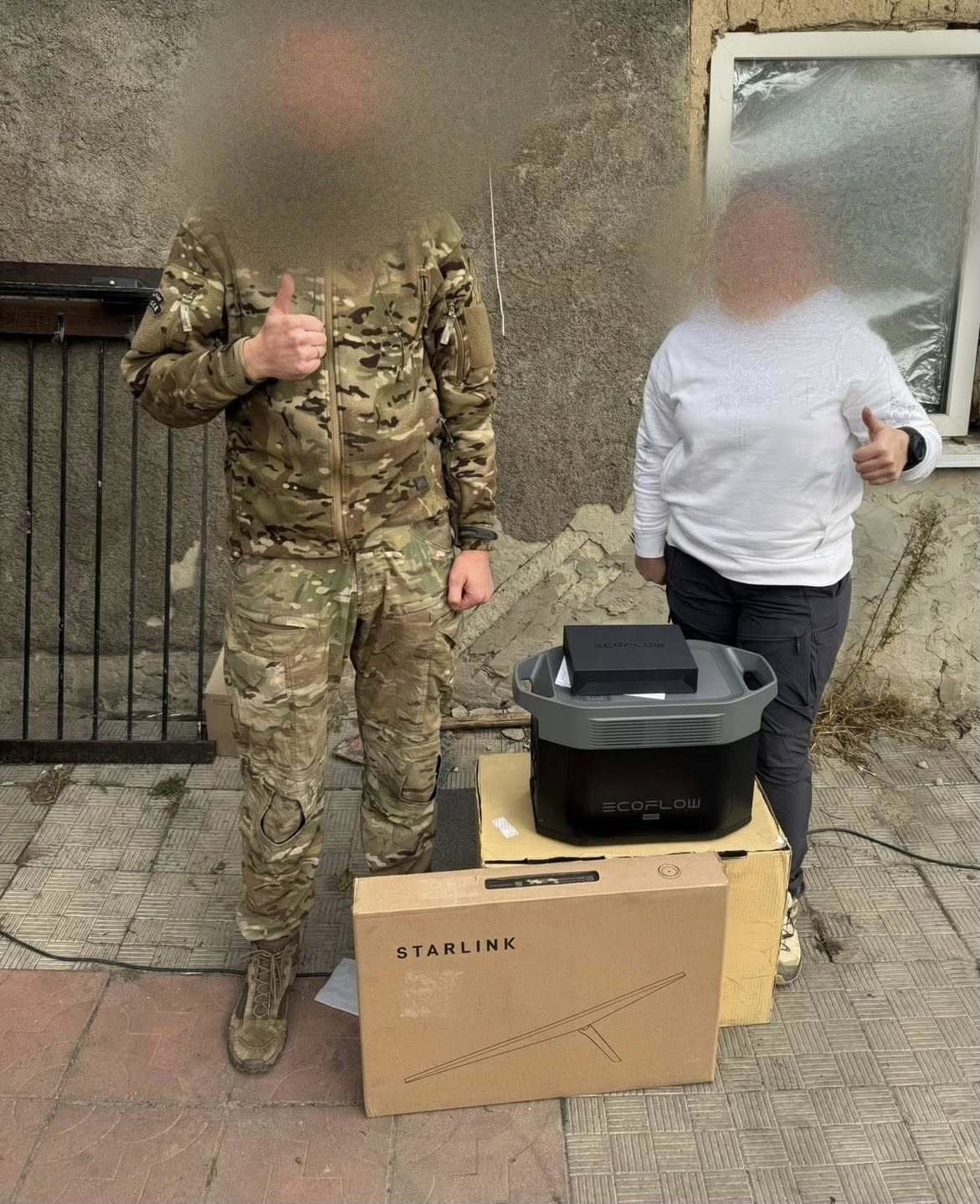 Не будьте байдужими: в шпиталі критично потрібен одяг для важкопоранених, а на фронт – дрони і зарядні станції