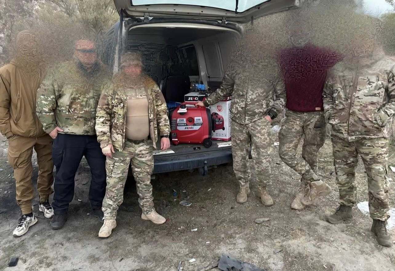 Не будьте байдужими: в шпиталі критично потрібен одяг для важкопоранених, а на фронт – дрони і зарядні станції