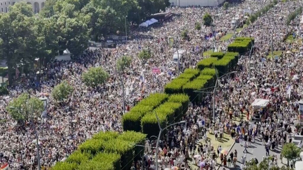 "Вони зруйнують нашу економіку": Орбан звинуватив ЄС і Україну у розв'язанні війни