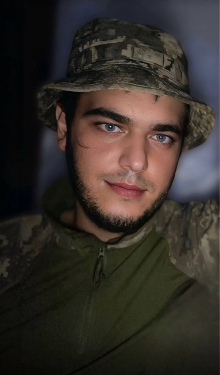 Схилимо голови в жалобі: на фронті загинув військовий з Київщини Євгеній Шишук. Фото