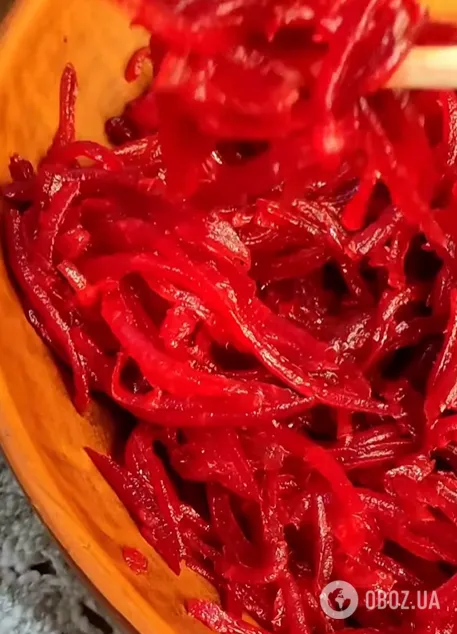 Полезный свекольный салат без уксуса и майонеза: из чего сделать заправку