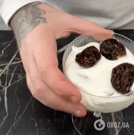 Чорнослив із горіхами в сметані: рецепт смачного та легкого домашнього десерту