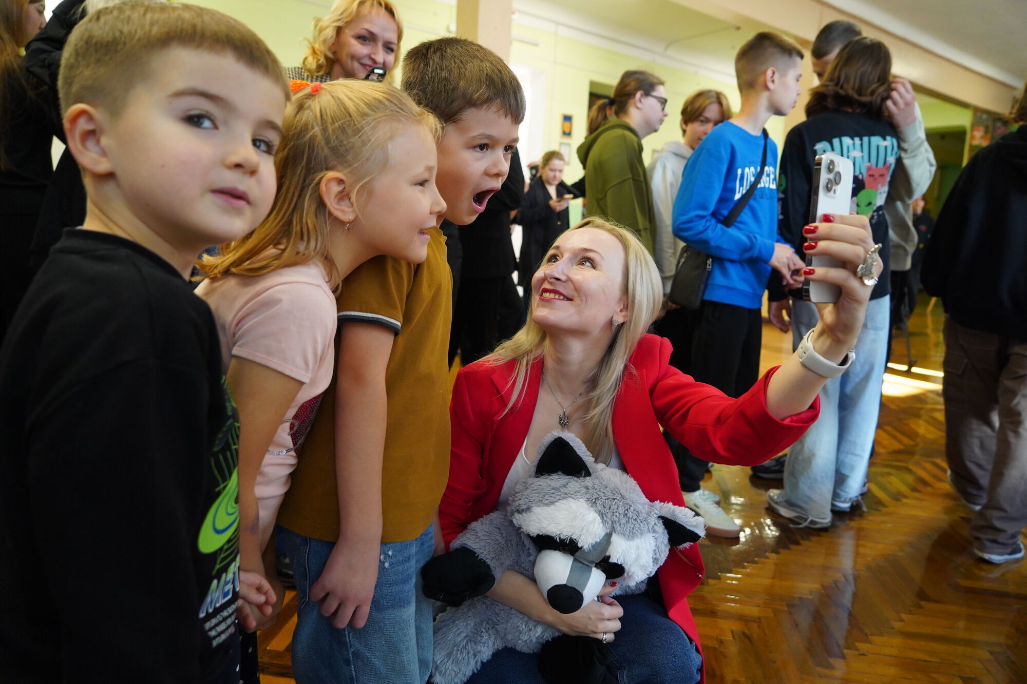 До всесвітнього тижня ядерної науки: у 100 школах проведуть XR-виставку "Чорнобиль у війні: уроки ядерної безпеки"