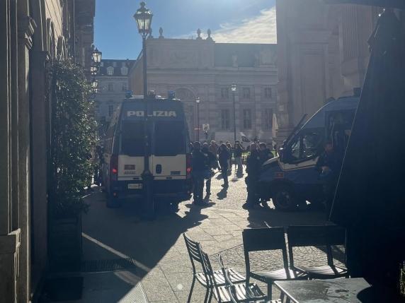 У Турині пропалестинська акція переросла у сутички з поліцією: є постраждалі з обох боків. Фото