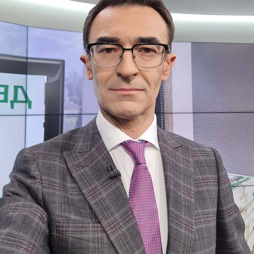 "Ми не можемо говорити, їм "прилітало". Ведучий Олег Панюта обурив, як окупанти тероризують його батьків у Криму