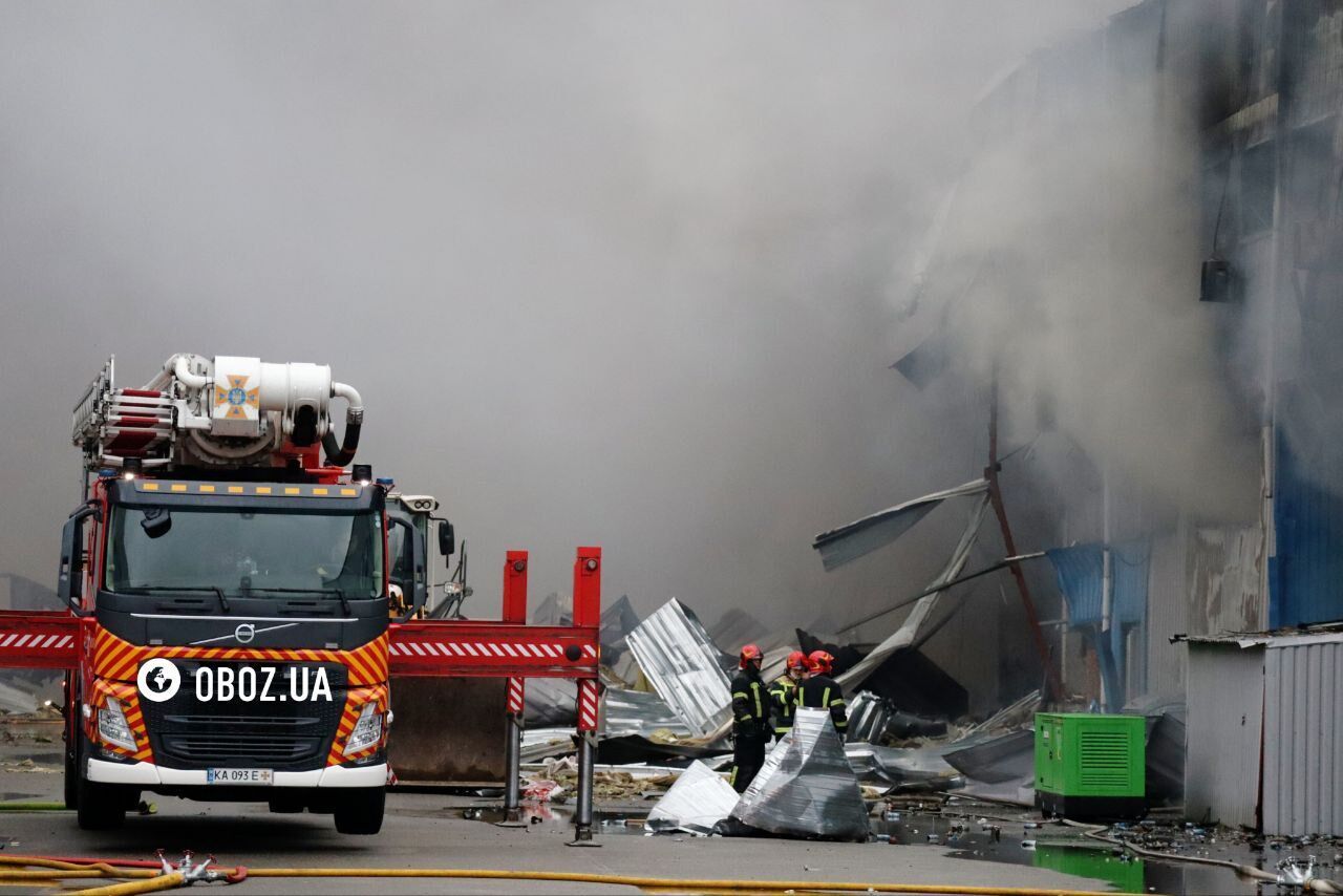 Россия атаковала Киев баллистикой: вспыхнули пожары, есть жертви, пострадали 13 человек. Фото