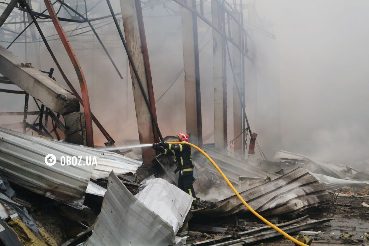 Россия атаковала Киев баллистикой: вспыхнули пожары, есть жертви, пострадали 13 человек. Фото