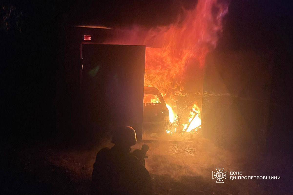 Оккупанты атаковали Днепропетровскую область дронами и ракетами: два человека погибли, 10 пострадали. Фото