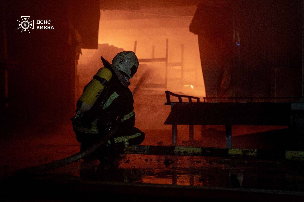 "Потрібна відповідь сильних держав": Зеленський розповів, скільки балістичних ракет і "Кинджалів" запустила Росія по Україні з початку року