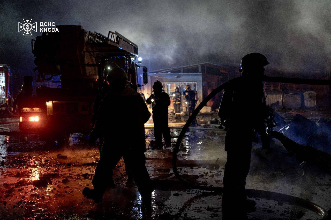 "Потрібна відповідь сильних держав": Зеленський розповів, скільки балістичних ракет і "Кинджалів" запустила Росія по Україні з початку року