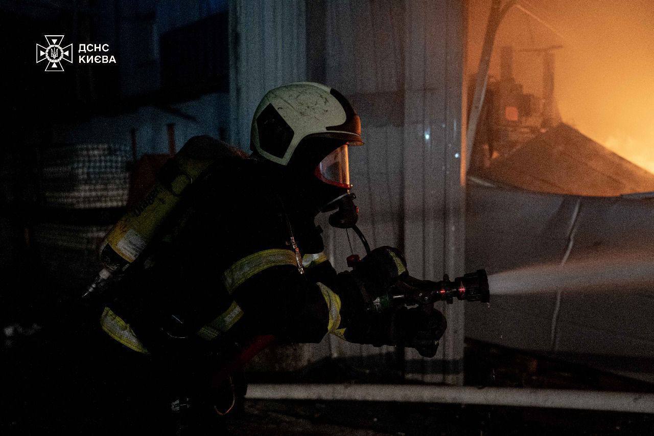 "Потрібна відповідь сильних держав": Зеленський розповів, скільки балістичних ракет і "Кинджалів" запустила Росія по Україні з початку року