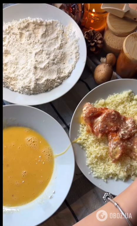 Значно кращі, ніж просто з філе: як приготувати соковиті відбивні з курячих бедер