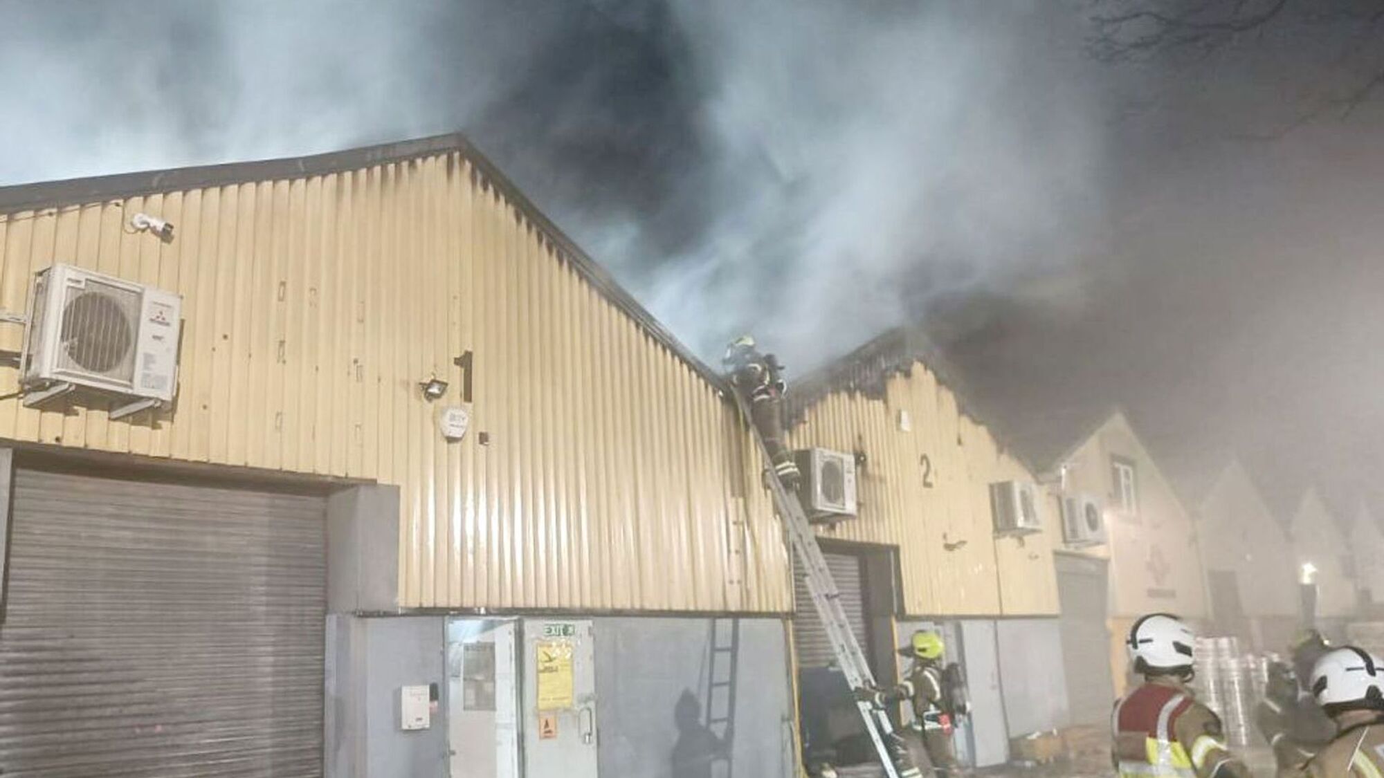 Організатора підпалу лондонських підприємств, пов'язаних з Україною, кинули за ґрати на 17 років: подробиці справи