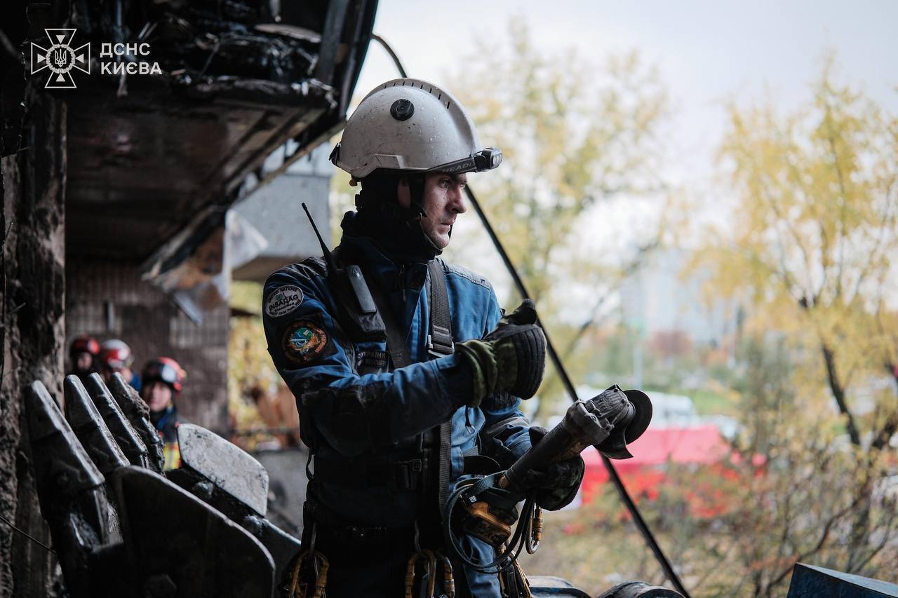 У Києві під час останнього обстрілу загинули 19-річна дівчина та її 46-річна мати