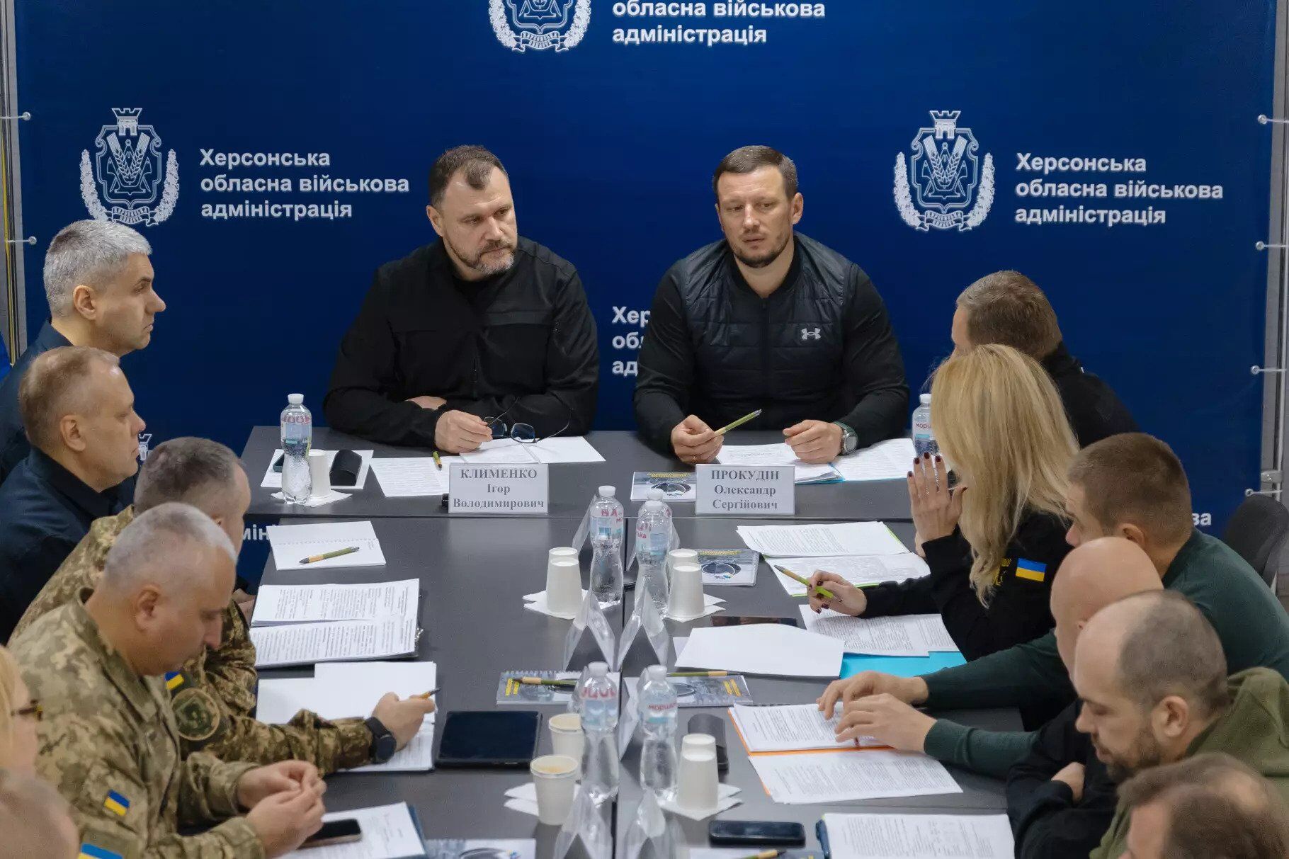 На правобережній Херсонщині відпрацьовують дії в умовах відключень і обстрілів: рятувальники отримали нову броньовану техніку. Відео