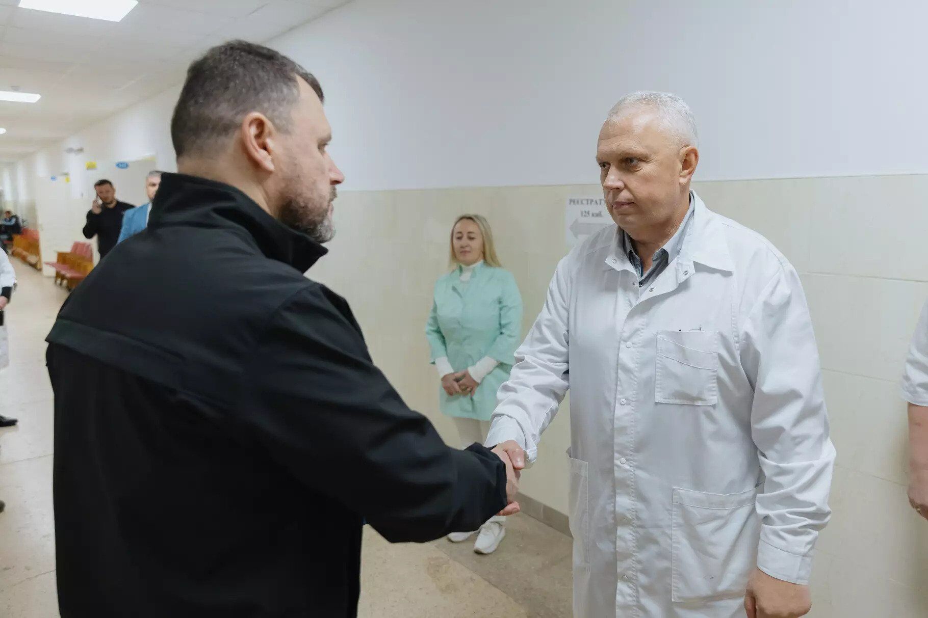 На правобережній Херсонщині відпрацьовують дії в умовах відключень і обстрілів: рятувальники отримали нову броньовану техніку. Відео