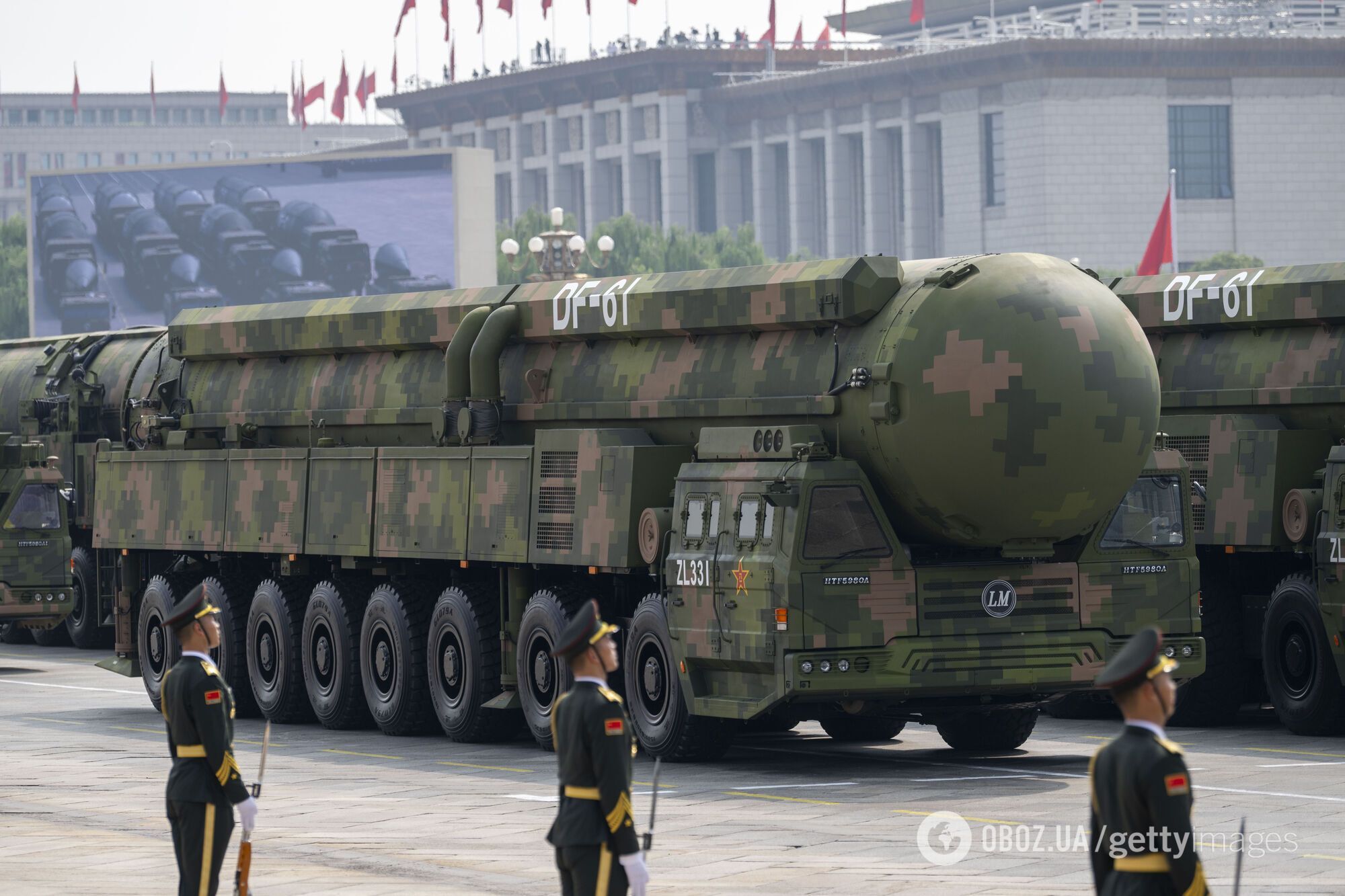 Китайські фігуристи махали "ядерною міжконтинентальною балістичною ракетою" після свого виступу. Відео