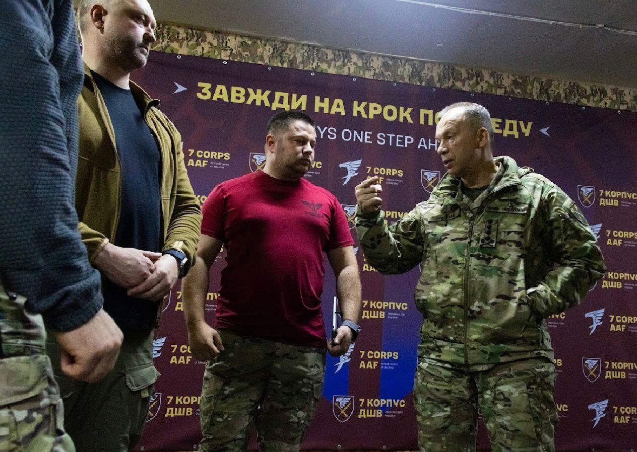 "Нечестность имеет слишком высокую цену": Сырский пригрозил командирам за замалчивание правды