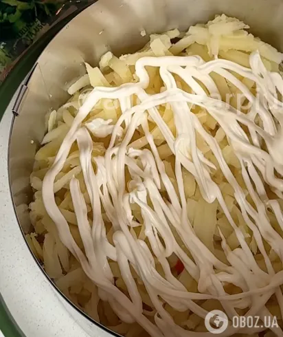 ''Шуба'' по-новому для новорічного столу: рецепт найсмачнішого та найситнішого зимового салату