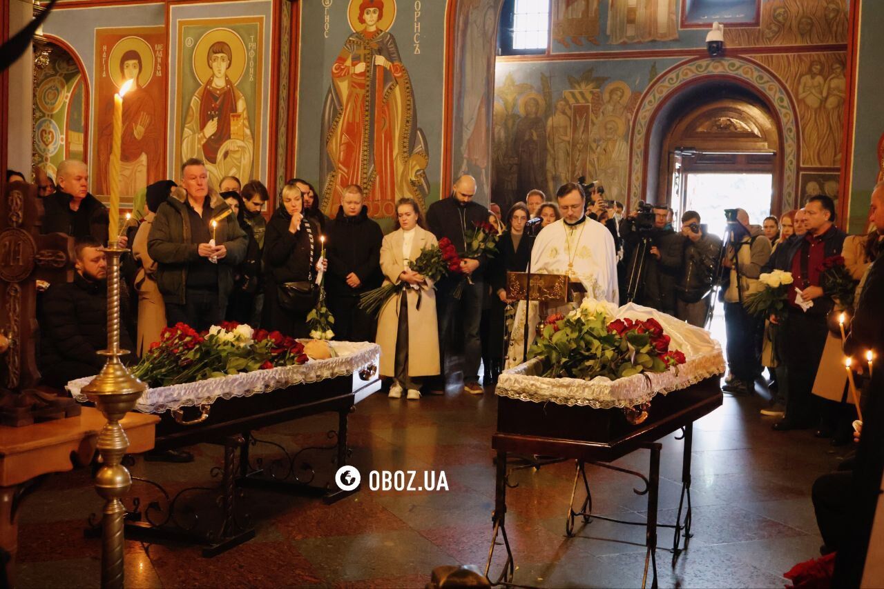 Їх вбила Росія: у Києві попрощалися з журналісткою телеканалу Freedom і оператором, які загинули внаслідок атаки дрона в Краматорську