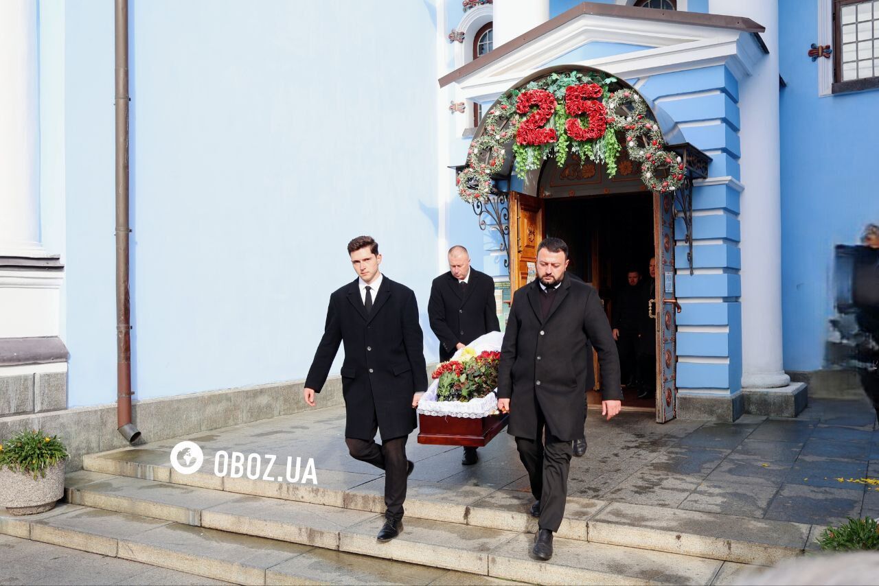 Їх вбила Росія: у Києві попрощалися з журналісткою телеканалу Freedom і оператором, які загинули внаслідок атаки дрона в Краматорську