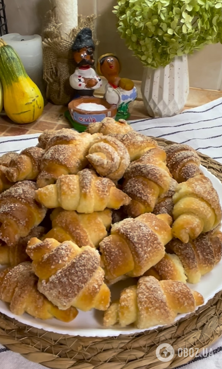 Домашние рогалики на творожном тесте: рецепт выпечки за копейки