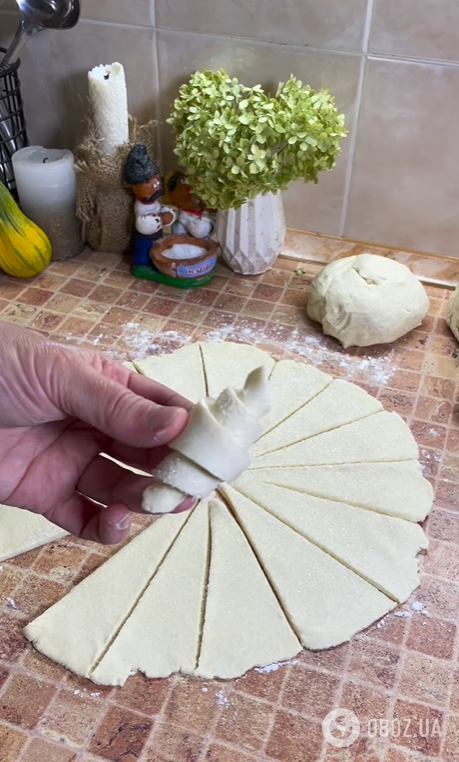 Домашние рогалики на творожном тесте: рецепт выпечки за копейки