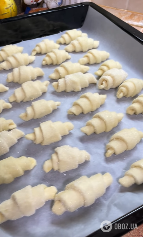 Домашние рогалики на творожном тесте: рецепт выпечки за копейки