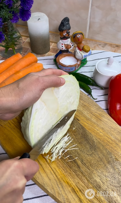 Маринована капуста з болгарським перцем та морквою: як приготувати смачну закуску