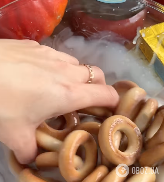 Фаршированные бублики по-новому: рецепт бюджетной и вкусной закуски, которая вкуснее за котлеты