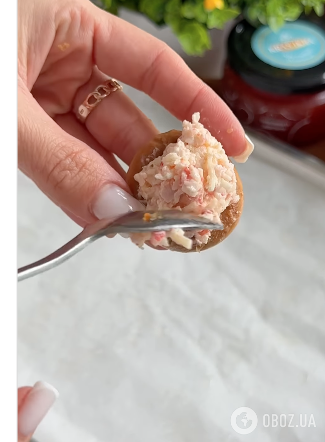 Фаршированные бублики по-новому: рецепт бюджетной и вкусной закуски, которая вкуснее за котлеты