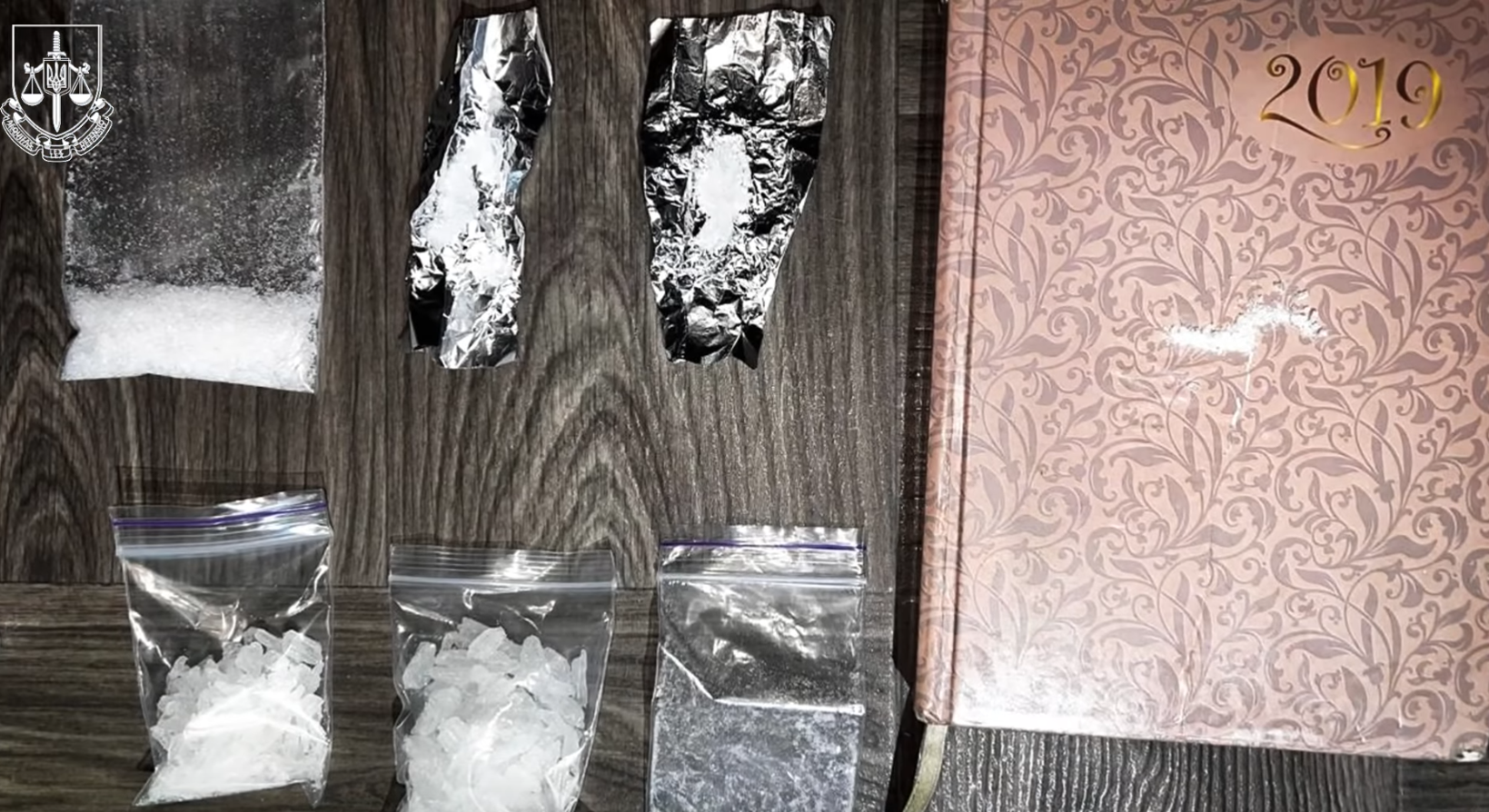 Затримано 12 осіб: на Закарпатті викрили банду, яка продавала наркотики та перевозила ухилянтів до Румунії. Фото і відео