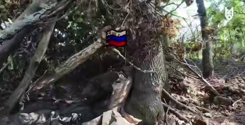 Подошли вплотную к врагу: в ССО показали, как пулеметчик отработал по оккупантам на их же позиции. Видео