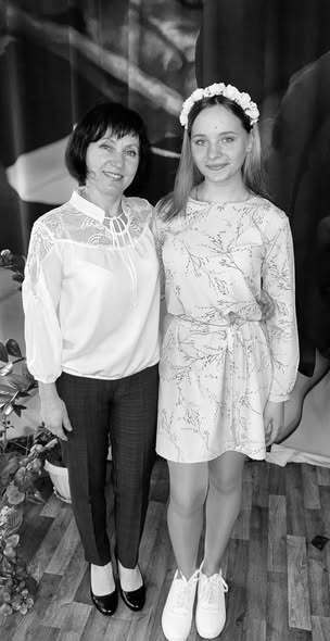 "Каждый ее урок был наполнен теплом": Россия ударом по Днепропетровщине убила учительницу музыки. Фото