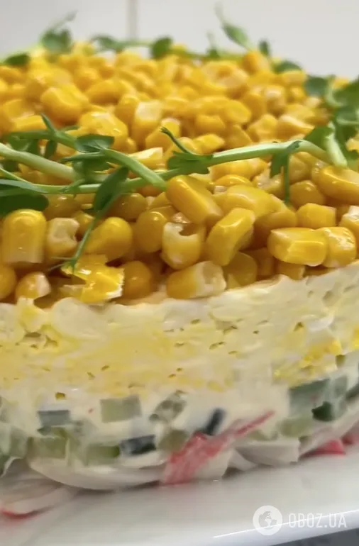 Салат із крабових паличок "Афродіта": рецепт страви для святкового столу