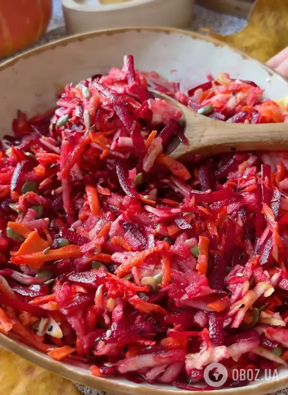 Салат "Вітамінна скарбниця": рецепт корисного осіннього салату за 5 хвилин