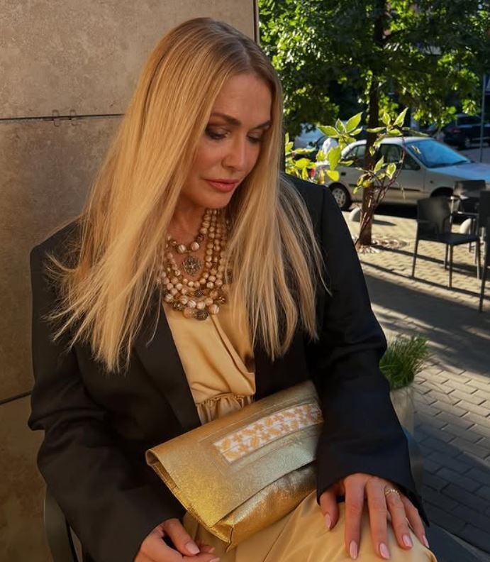 "Какое вы имеете право?" Ольга Сумская поразила рассказом о циничном хейте блогеров на могиле ее мамы