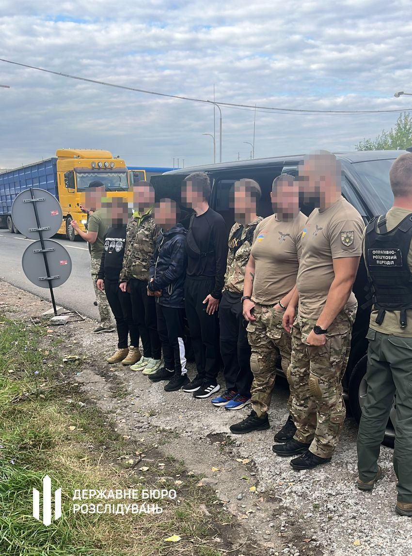 Экс-правоохранитель из Киева организовал схему заработка на уклонистах. Подробности дела и фото