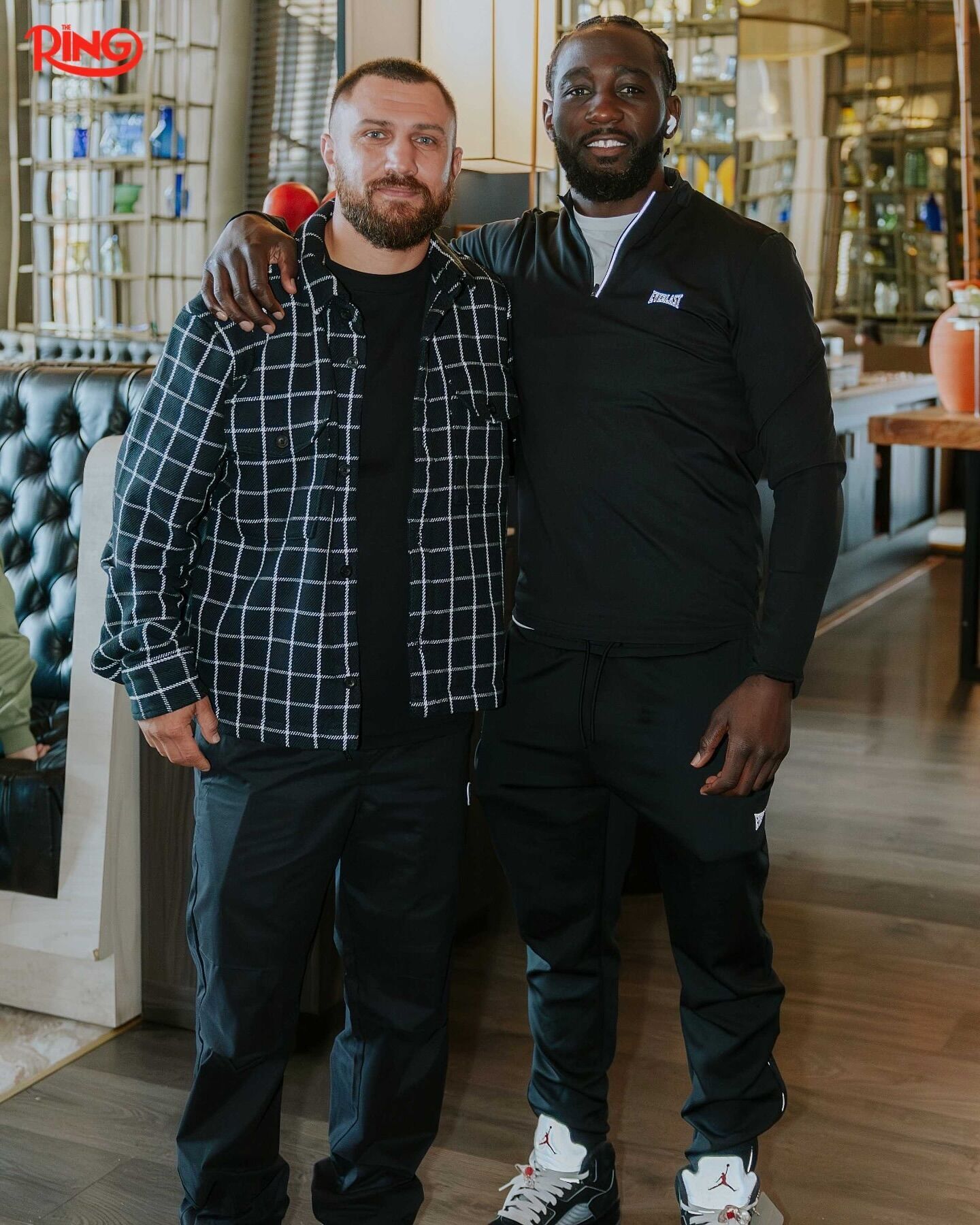 "Вже більше на попа стає схожий". Ломаченко вразив зовнішнім виглядом на щорічній конференції WBO. Фотофакт