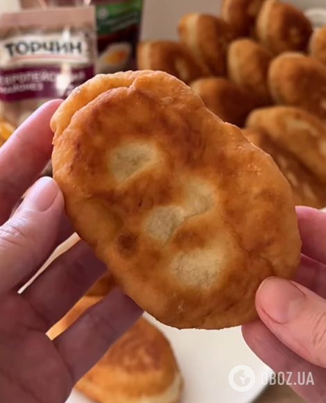 Смажені пиріжки з тіста на картопляному відварі: приготуйте улюблену страву для родини на вечерю