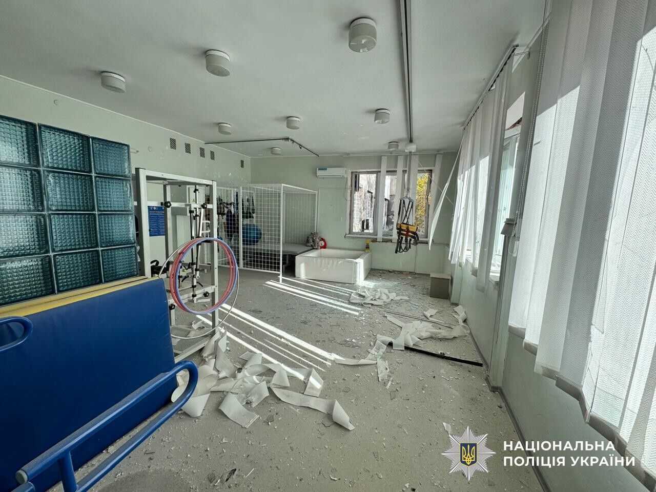 Окупанти вдарили по медзакладу в Херсоні: серед поранених – діти. Відео