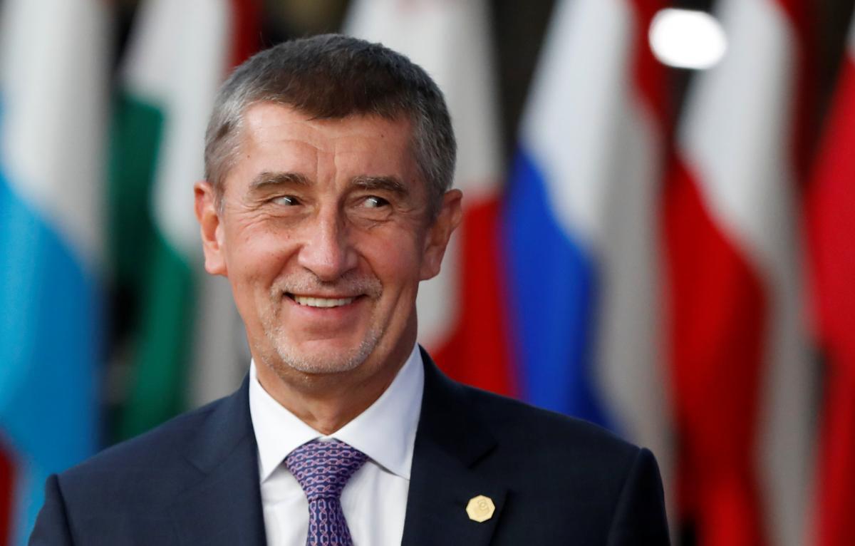 У Чехії стартують вибори до парламенту: хто лідирує за опитуваннями і як результат вплине на долю українських біженців