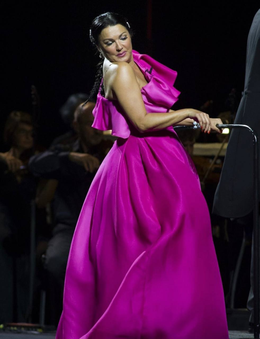 Путинистку Нетребко в Румынии поставили на место после скандального выступления в Королевском театре