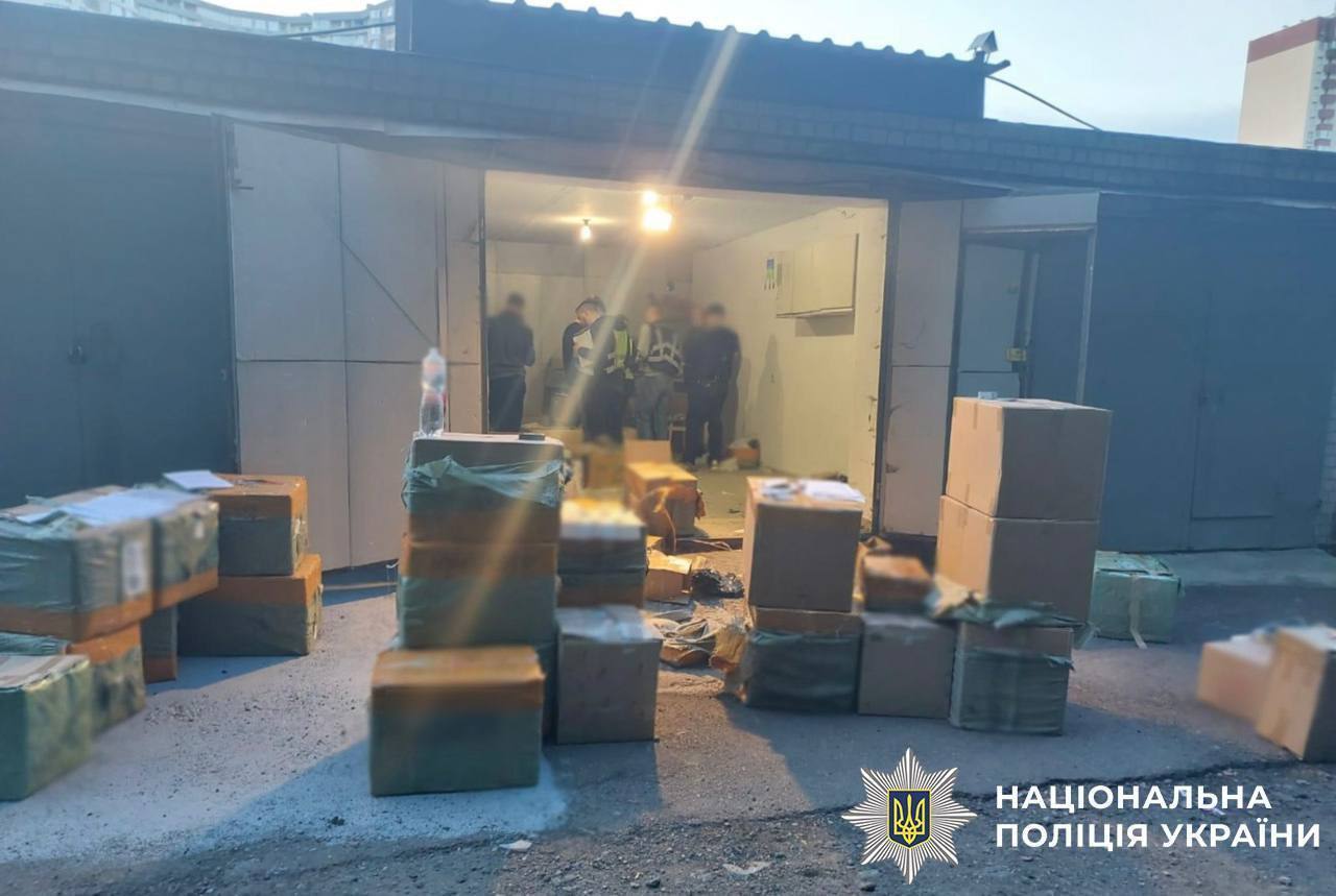 Изъяли "товара" на 52 млн грн: в Киеве разоблачили канал сбыта наркотиков под видом препаратов для похудения. Видео