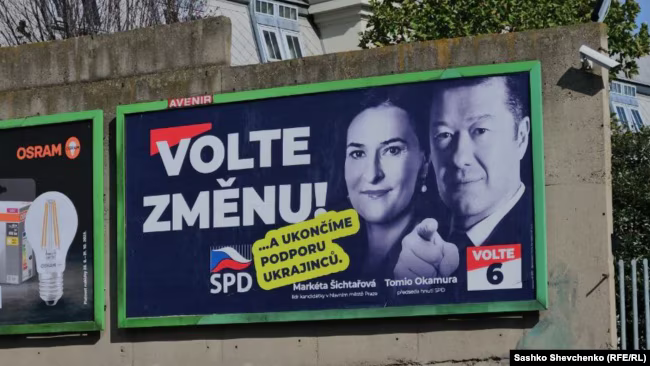 У Чехії стартують вибори до парламенту: хто лідирує за опитуваннями і як результат вплине на долю українських біженців